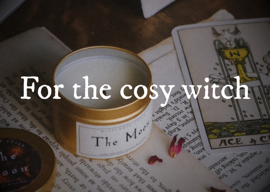 Romanticising Autumn for the Cosy Witch 🕯🔮