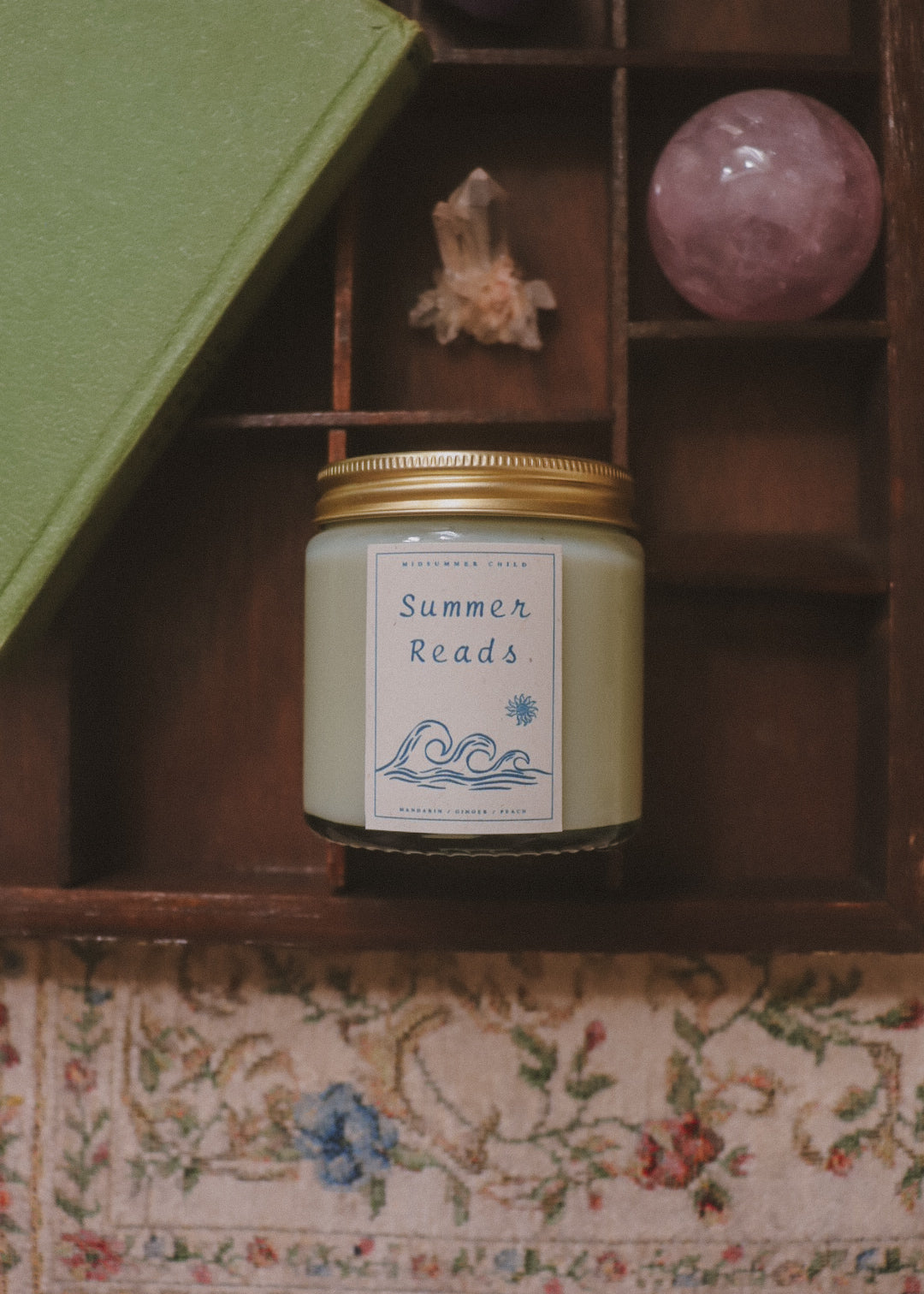 Summer Reads Candle